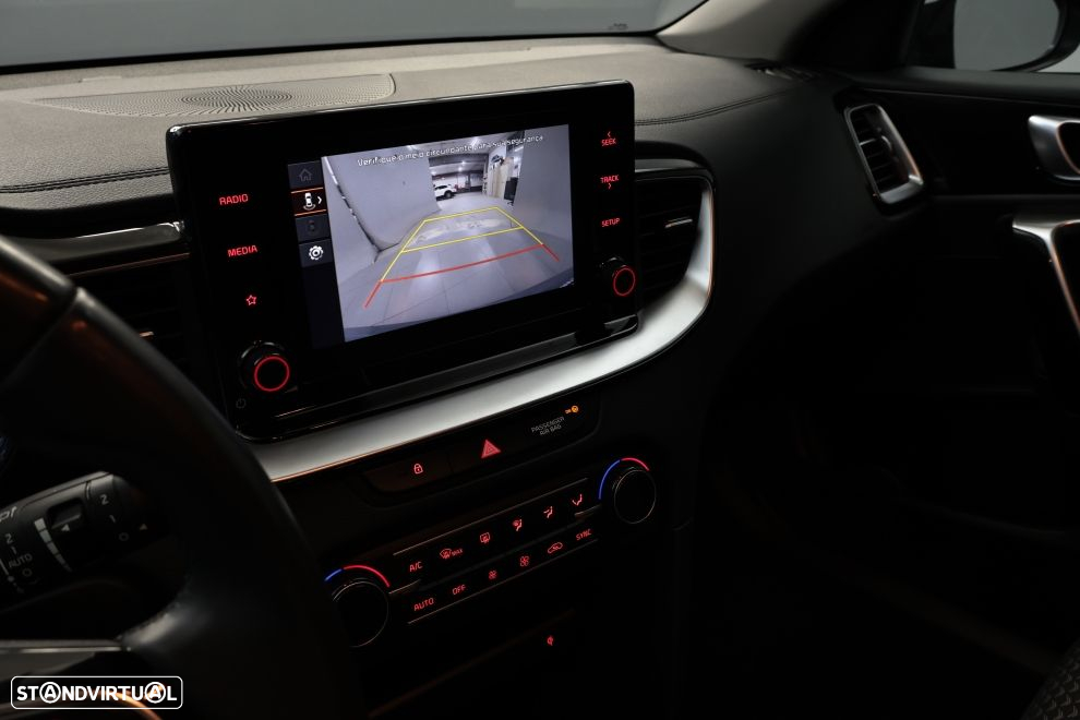 Kia Ceed SW 1.0 T-GDI Sport - 16
