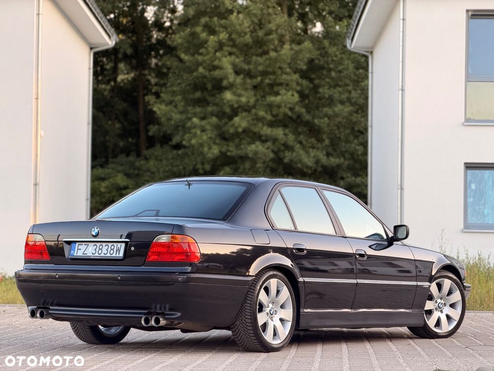 BMW Seria 7 728i L - 14