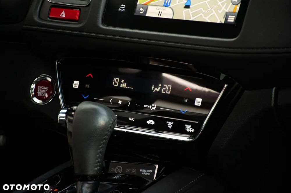 Honda HR-V 1.5 i-VTEC CVT Executive - 19