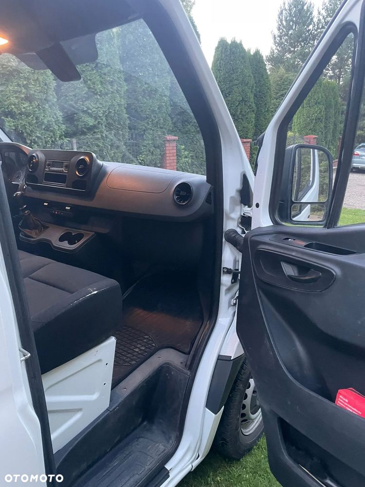 Mercedes-Benz SPRINTER - 7