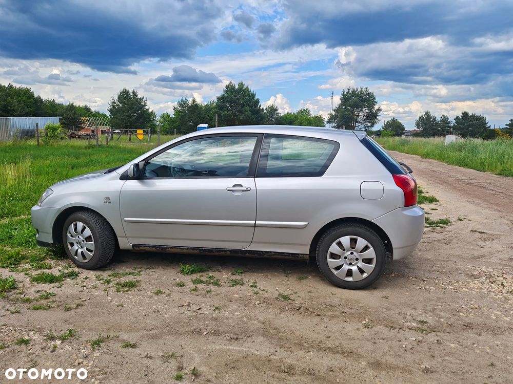 Toyota Corolla 1.6 VVT-i Sol - 1