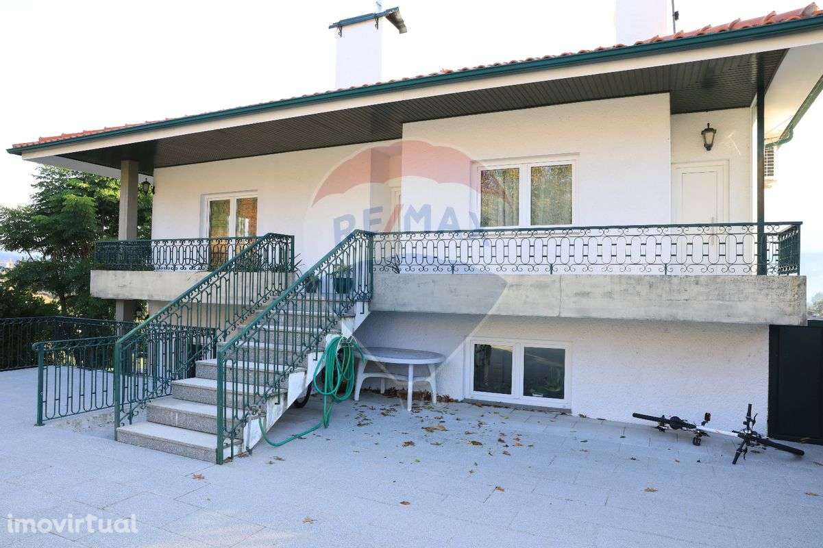 Moradia T5 para venda - Grande imagem: 2/31