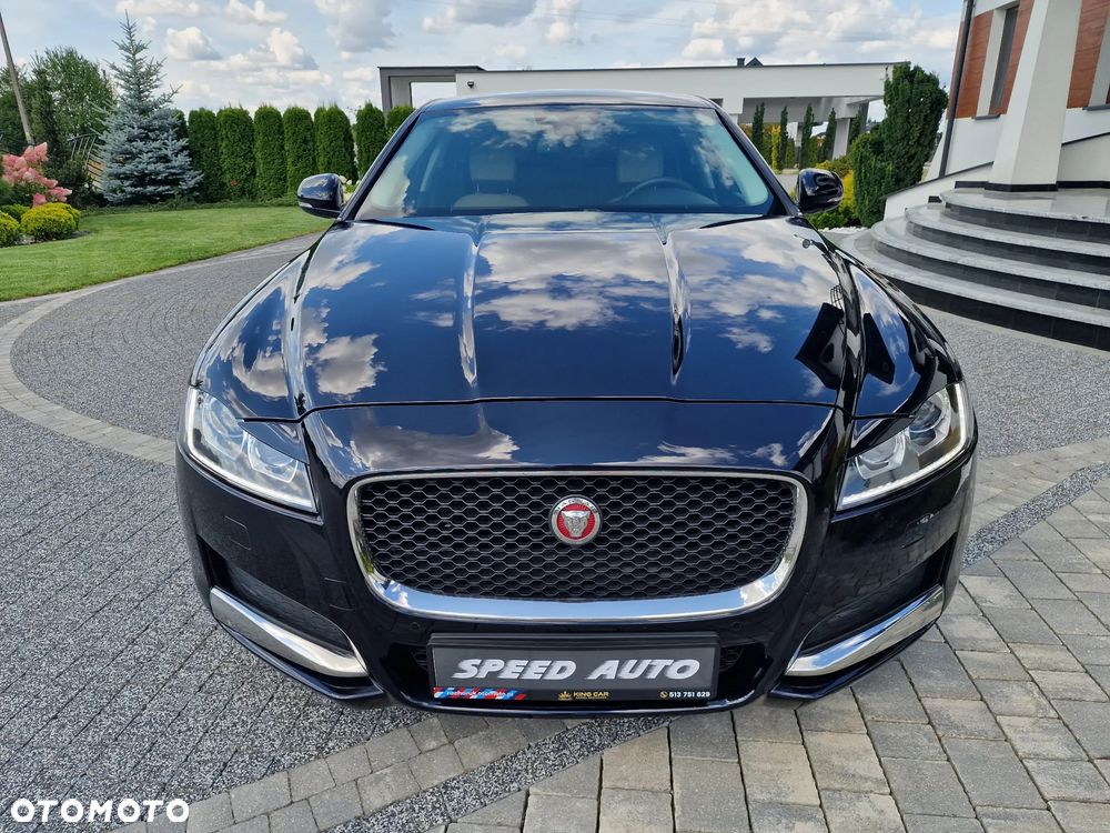 Jaguar XF E-Performance Portfolio - 13