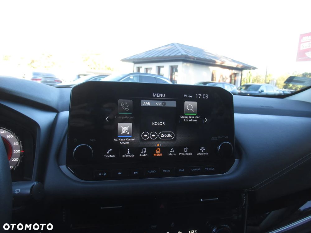 Nissan Qashqai 1.3 DIG-T N-Connecta DCT - 24