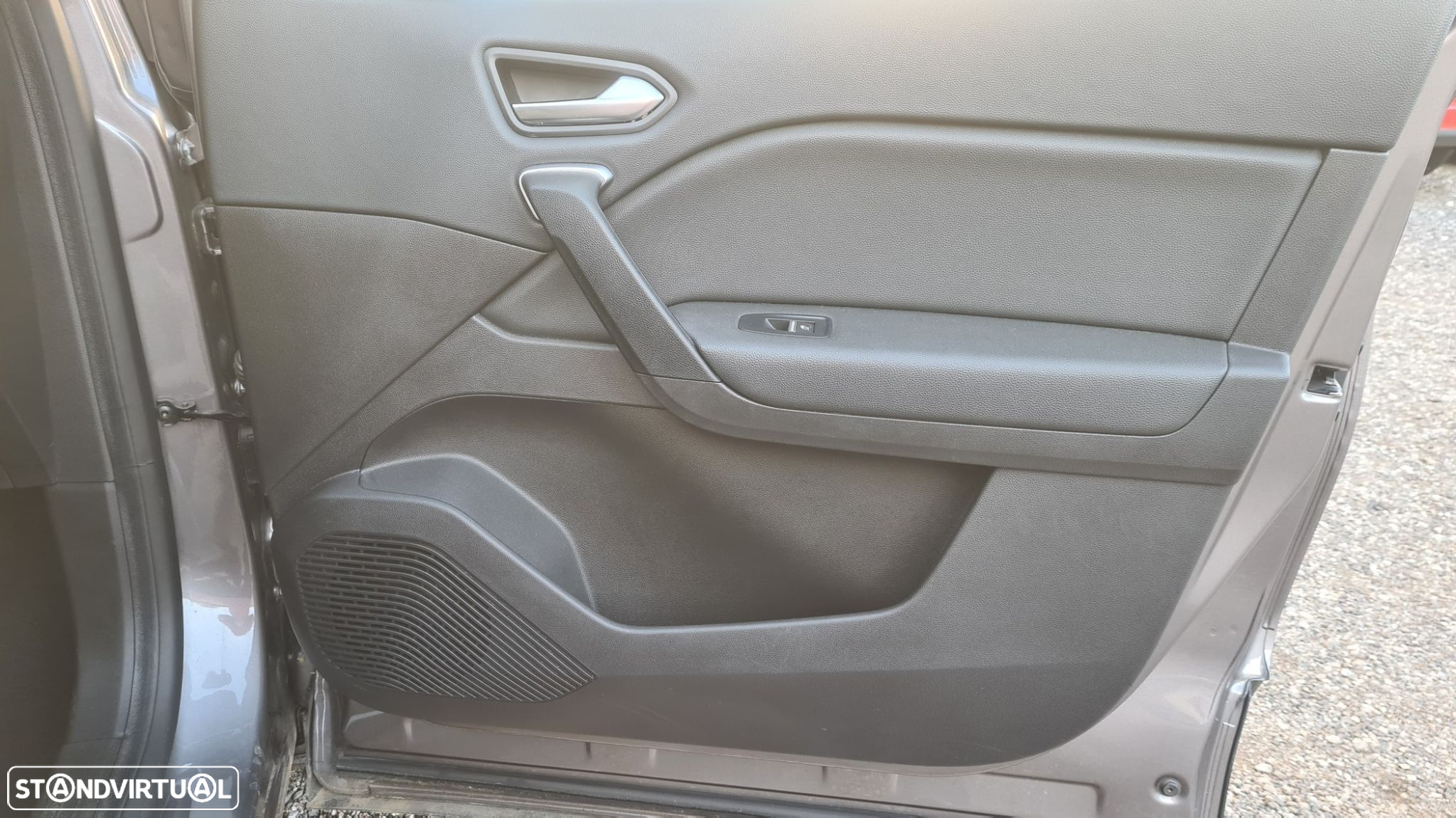 Renault Captur 1.6 E-Tech Plug-In Intens - 44