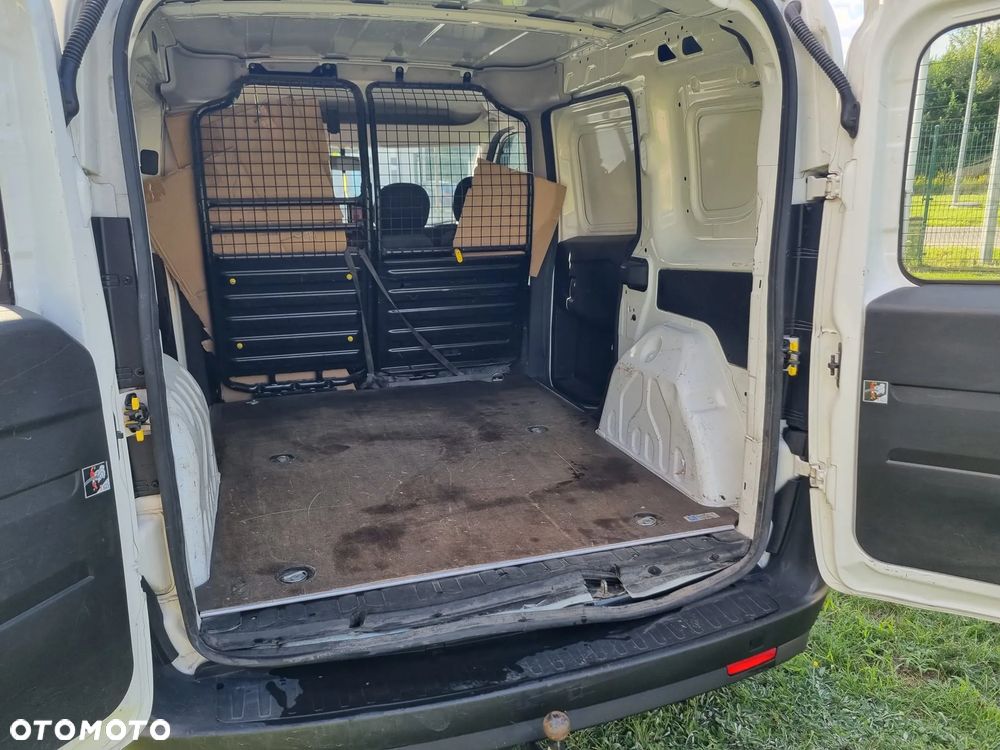 Fiat DOBLO - 12