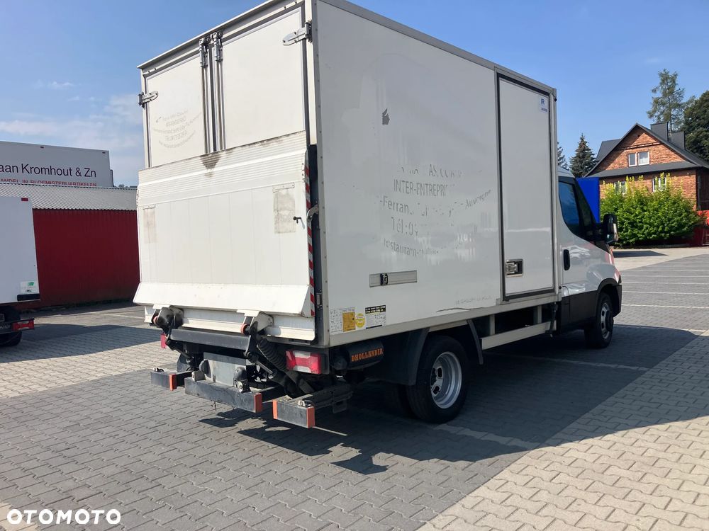 Iveco Iveco Daily 35c12 tylko 50 tys km super stan chłodnia izoterma - 3