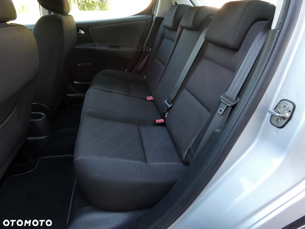 Peugeot 207 1.6 Trendy - 31