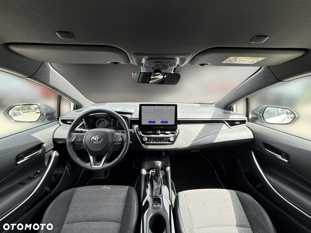 Toyota Corolla - 12