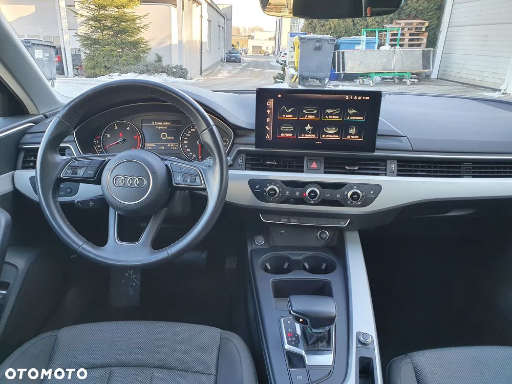 Audi A4 Avant 2.0 TDI S tronic - 28