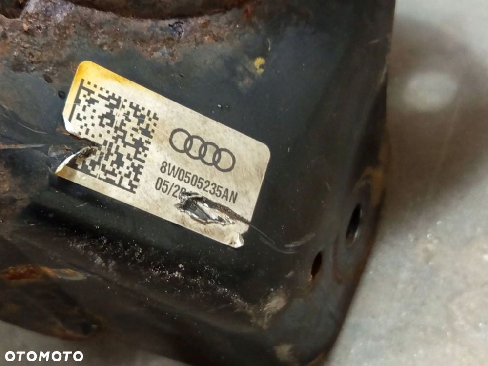 SANKI TRAWERS BELKA TYŁ TYLNA AUDI A5 F5 A4 B9 8W 8W0505235AN - 5