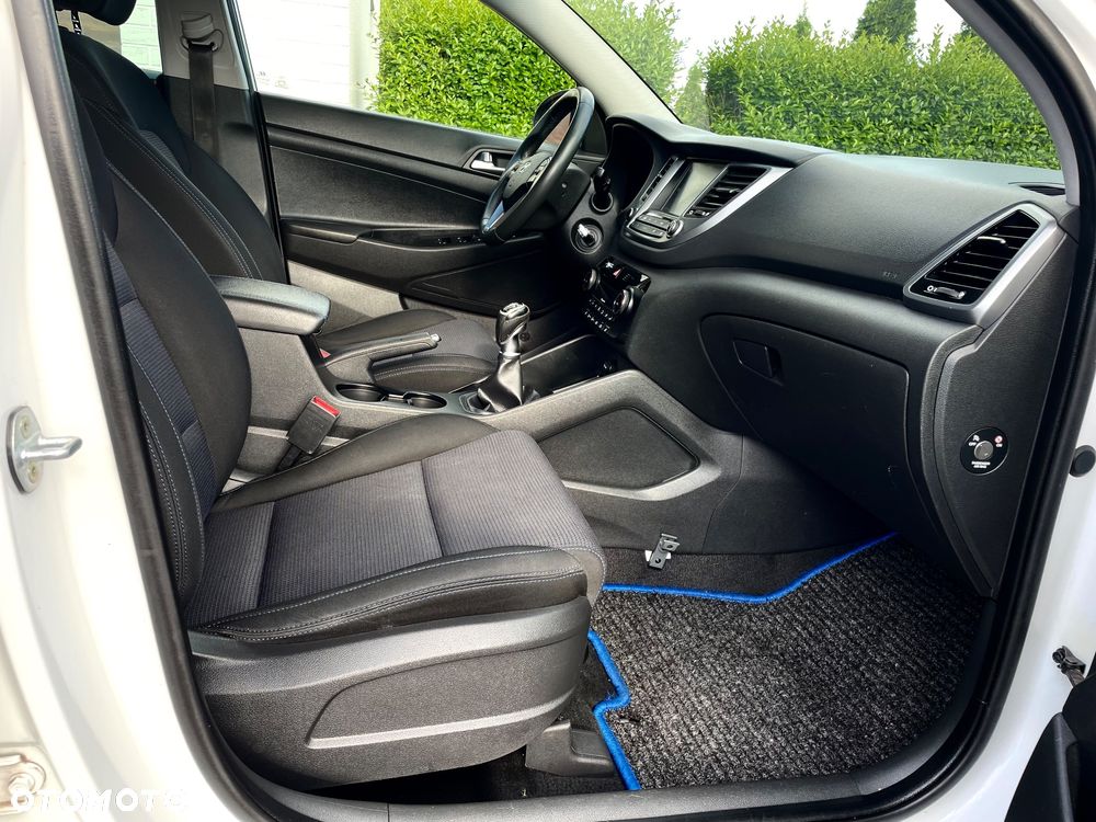 Hyundai Tucson blue 1.6 GDi 2WD Navi - 9
