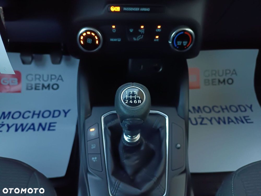 Ford Focus 1.0 EcoBoost Trend - 17