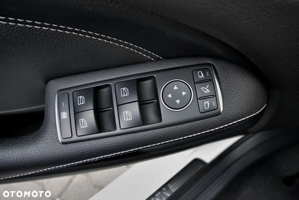 Mercedes-Benz Klasa B 200 7G-DCT Urban - 17