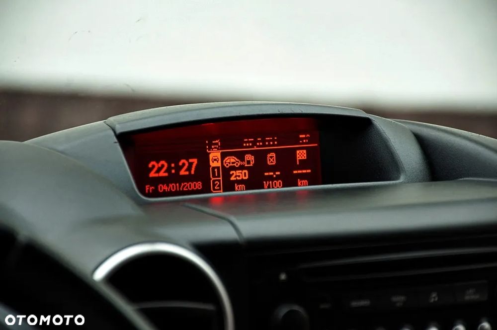 Citroën Berlingo 1.6 HDi XTR - 28