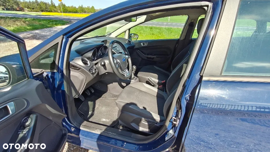 Ford Fiesta - 9