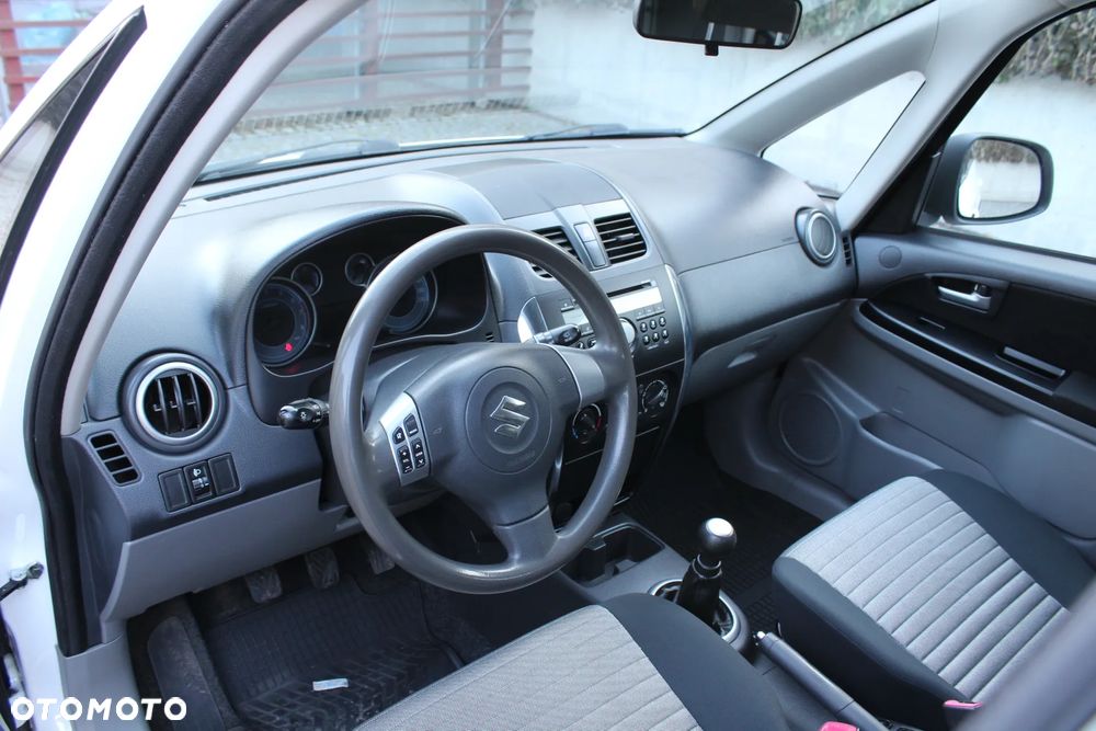 Suzuki SX4 1.6 VVT 4x4 Comfort - 14