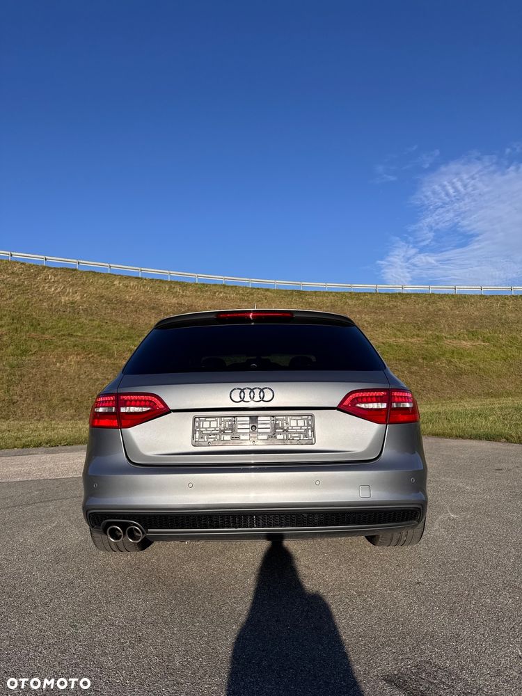Audi A4 Avant 2.0 TDI DPF clean diesel S line Sportpaket - 14