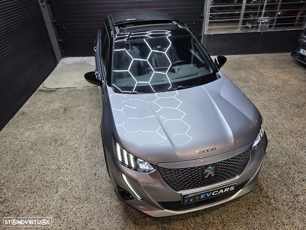 Peugeot e-2008 50 kWh GT Line - 4