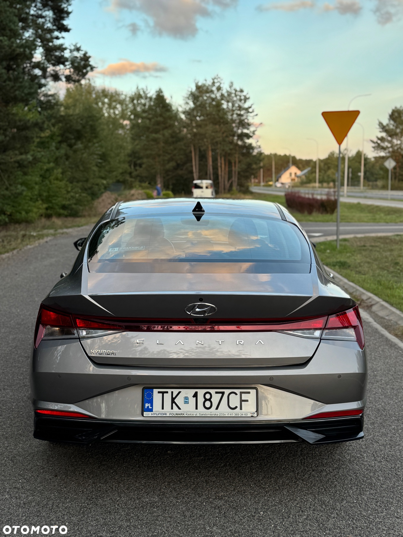 Hyundai Elantra 1.6 Smart - 5