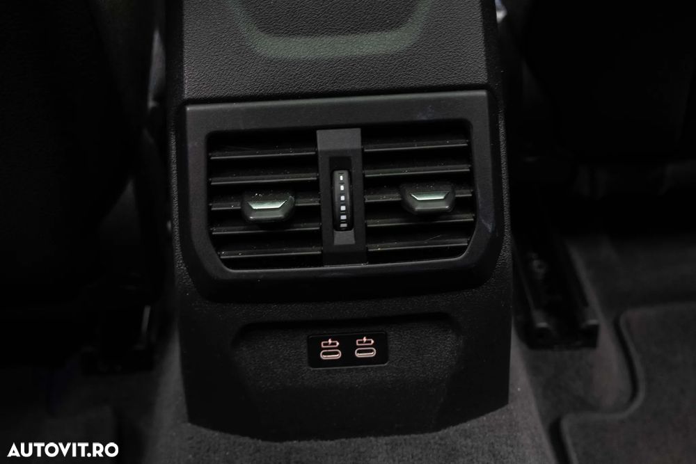 BMW Seria 1 128ti Aut. - 31