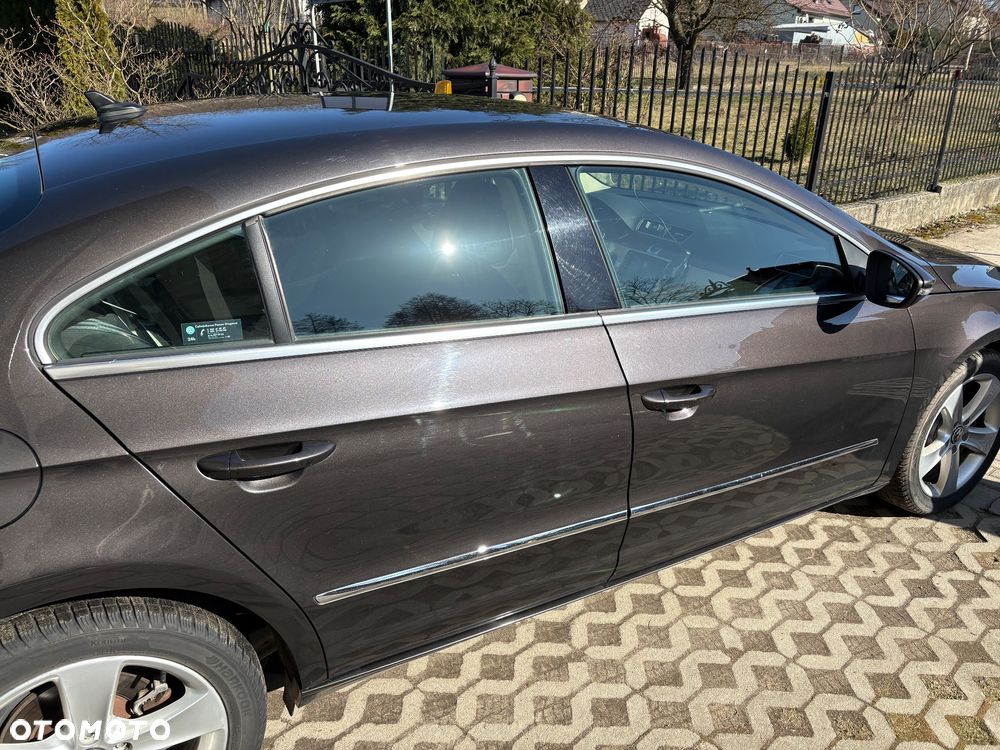 Volkswagen Passat 1.8 TSI Exclusive - 4