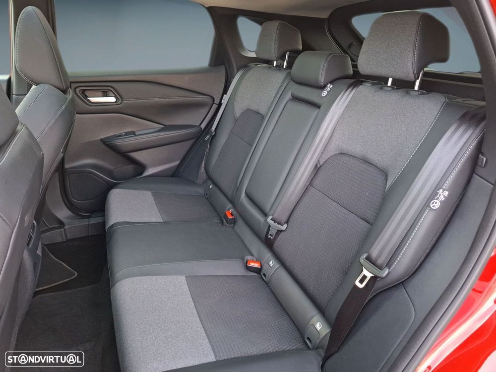 Nissan Qashqai 1.3 DIG-T Advance Two Tone Xtronic - 6