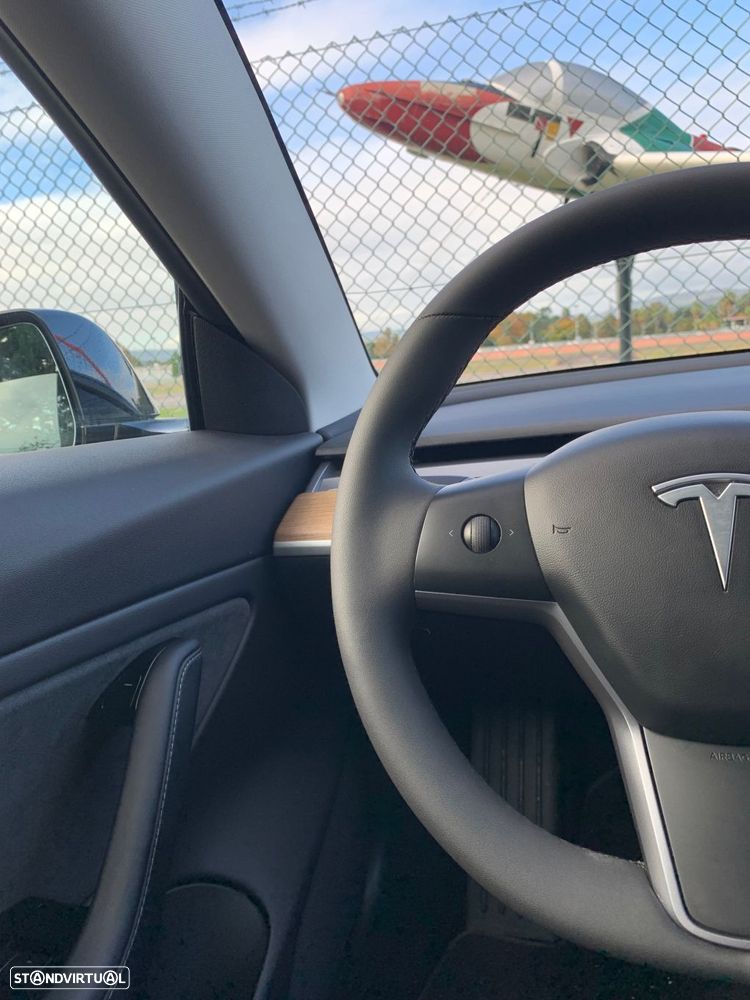 Tesla Model 3 Tração Traseira - 33