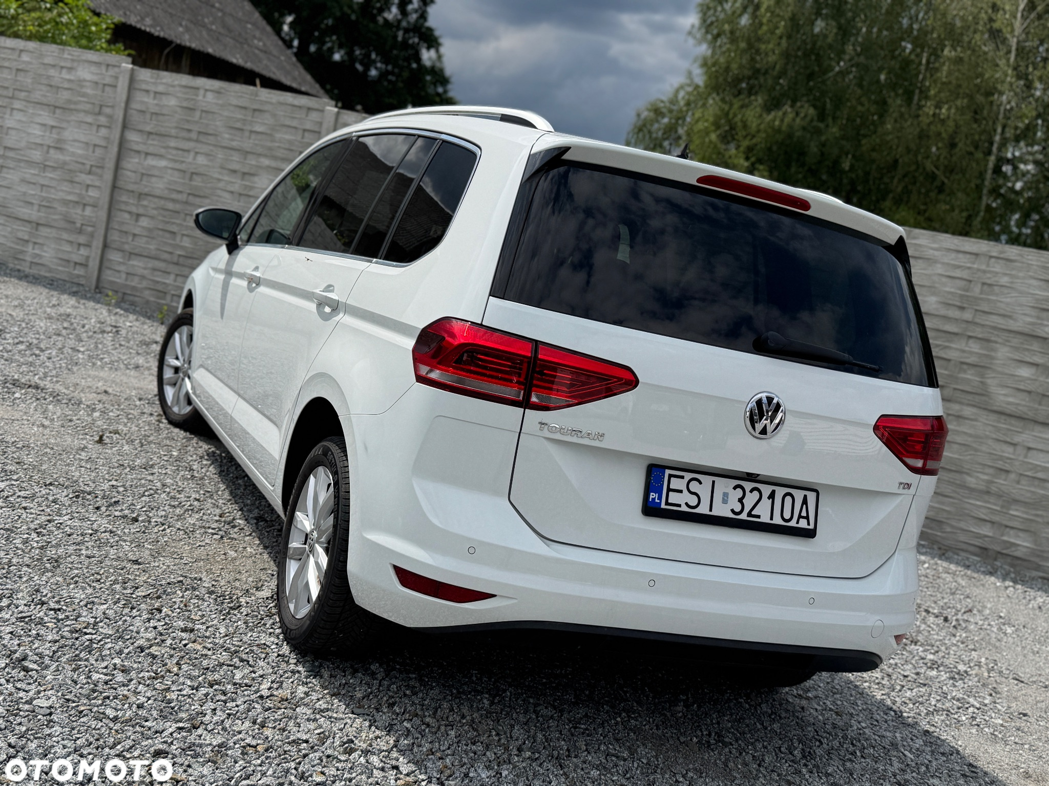 Volkswagen Touran 1.6 TDI SCR (BlueMotion Technology) Trendline - 3