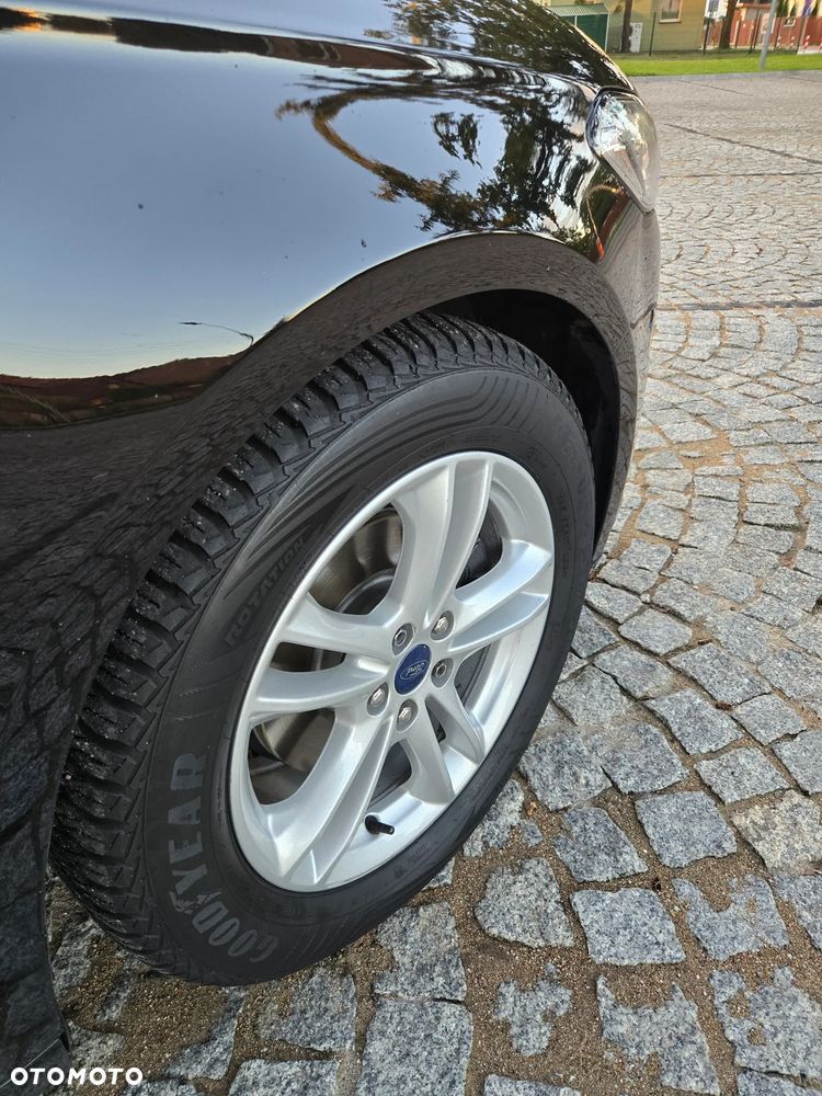 Ford Mondeo 2.0 TDCi Titanium - 17