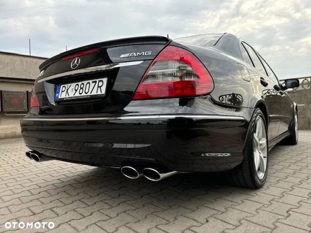 Mercedes-Benz Klasa E - 11