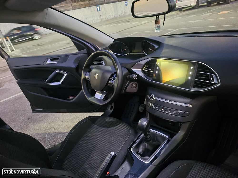 Peugeot 308 SW BlueHDi 100 Stop & Start Active Pack - 9