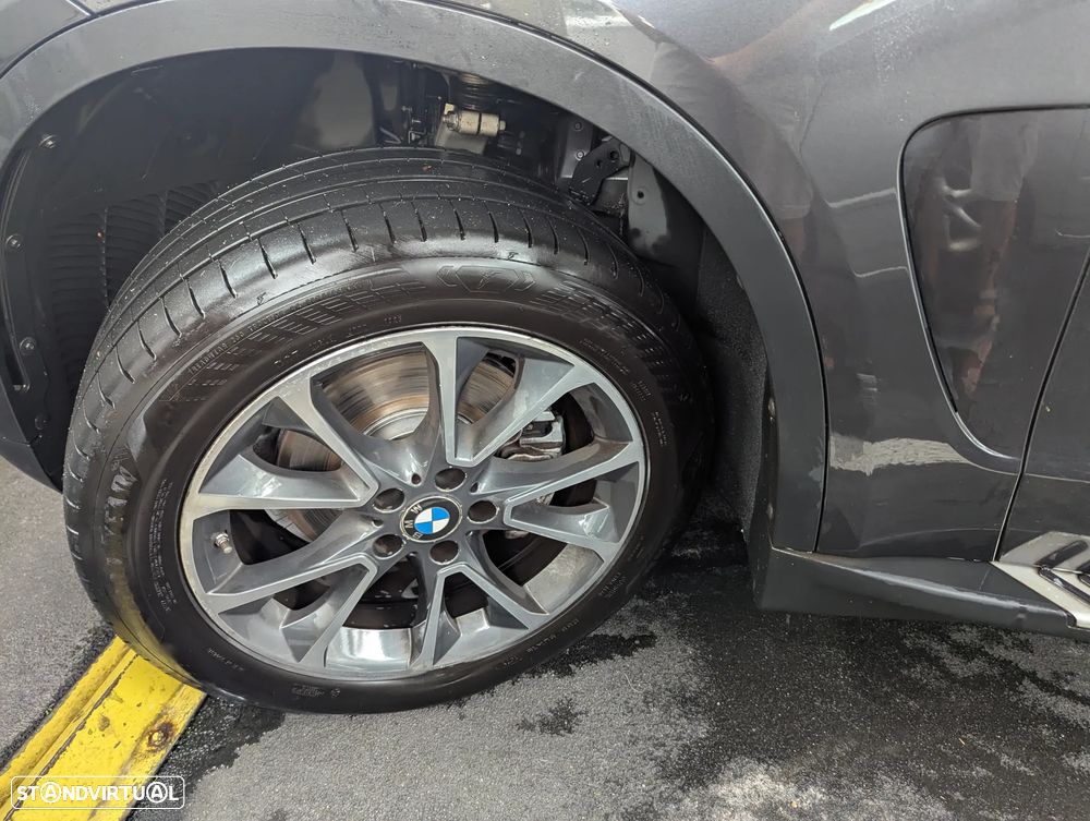 BMW X5 25 d sDrive Comfort 7L - 5