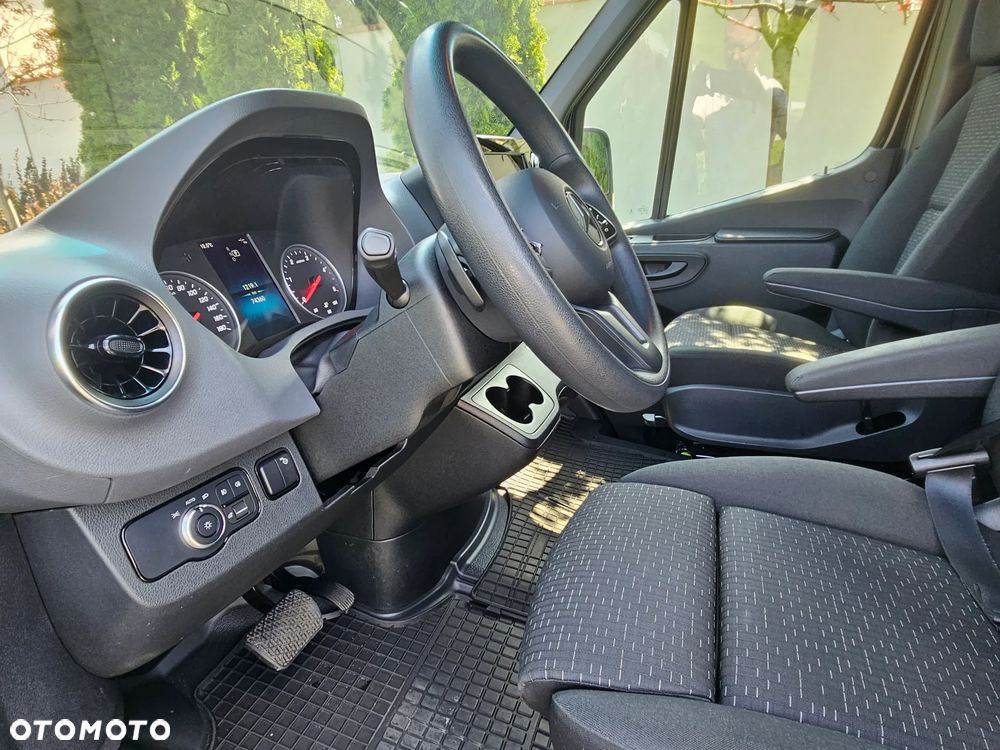 Mercedes-Benz SPRINTER 319 V6 3.0 CDI POMOC DROGOWA LAWETA KEEGER - 37