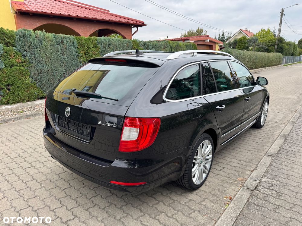Skoda Superb Combi 2.0 TDI 4x4 Elegance - 6