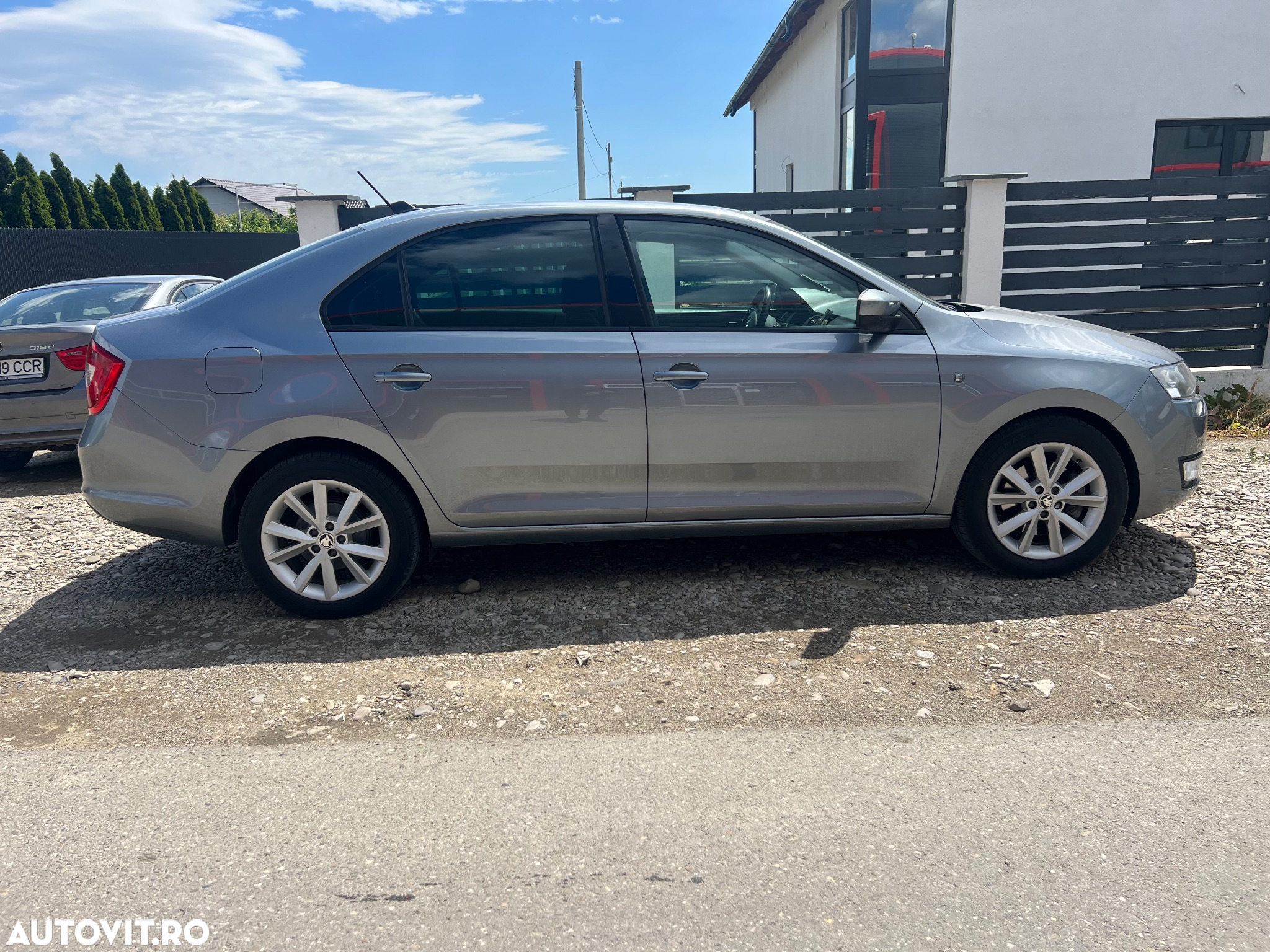 Skoda RAPID 1.6 TDI Elegance - 2