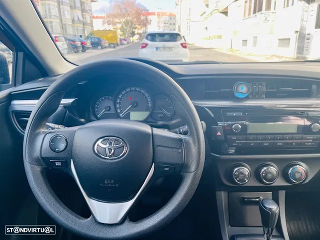 Toyota Corolla - 11