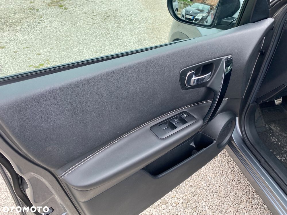 Nissan Qashqai 1.6 DCi Tekna - 16
