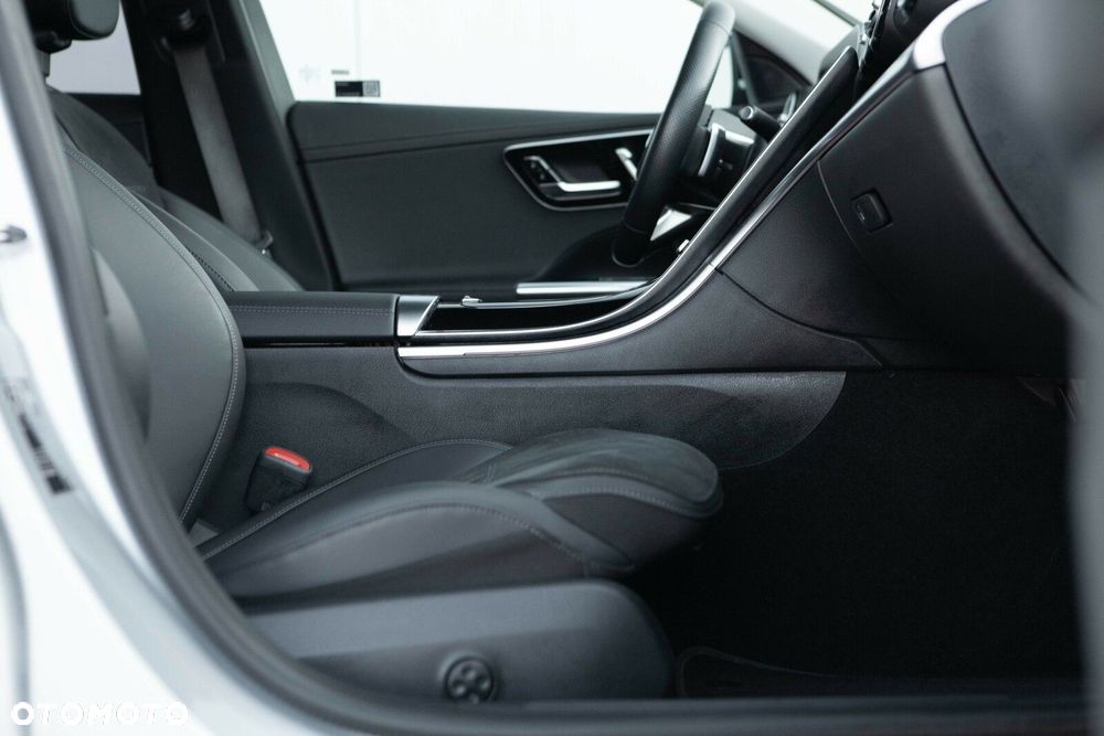 Mercedes-Benz Klasa C - 30