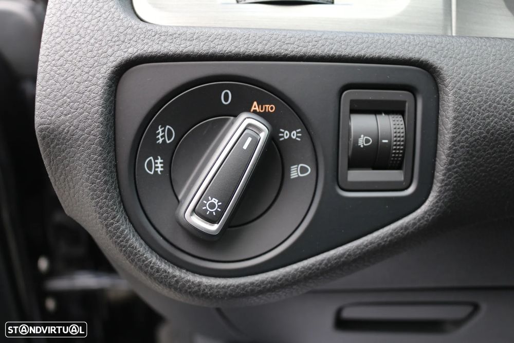 VW Golf 2.0 TDI (BlueMotion ) Comfortline - 23