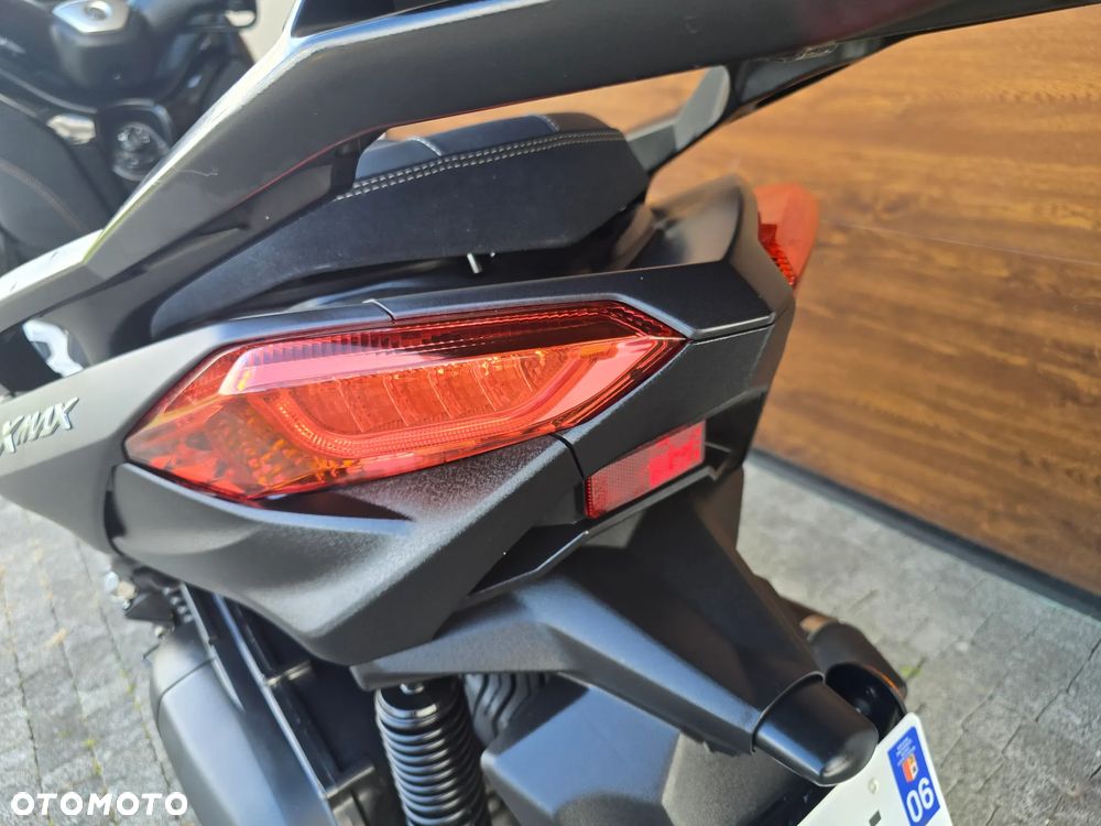 Yamaha X-max - 18