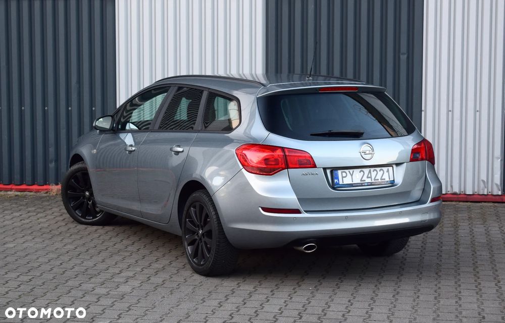 Opel Astra 1.4 Turbo Edition - 4