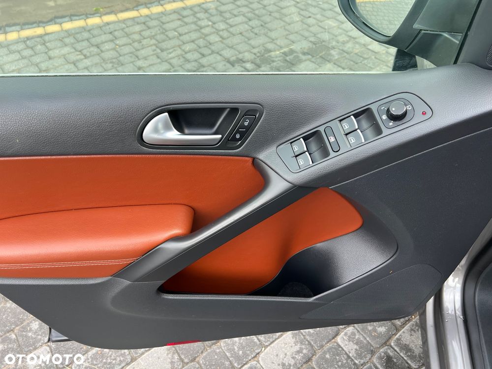 Volkswagen Tiguan 2.0 TDI DPF 4Motion DSG Life - 16