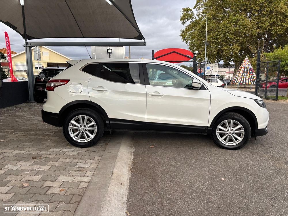 Nissan Qashqai 1.5 dCi Tekna J19 - 9