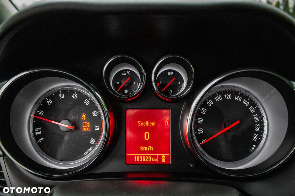 Opel Zafira 1.4 T Cosmo EcoFLEX S&S EU6 - 14