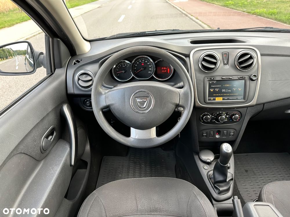 Dacia Logan 1.2 16V Laureate - 15