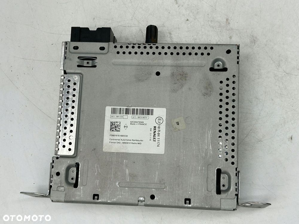radioodtwarzacz stacja multimedialna renault clio iv 281158065r - 2