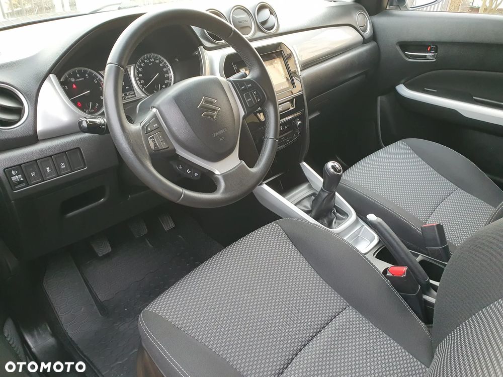 Suzuki Vitara 1.6 (4x2) Club - 14