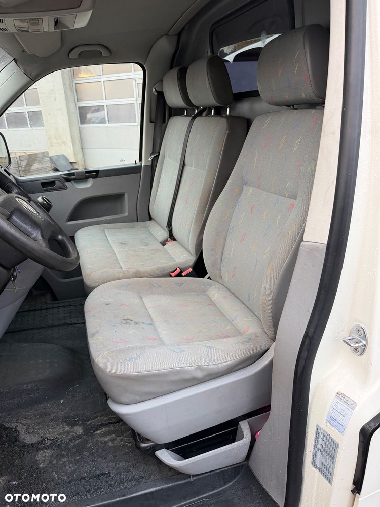 Volkswagen Transporter - 18