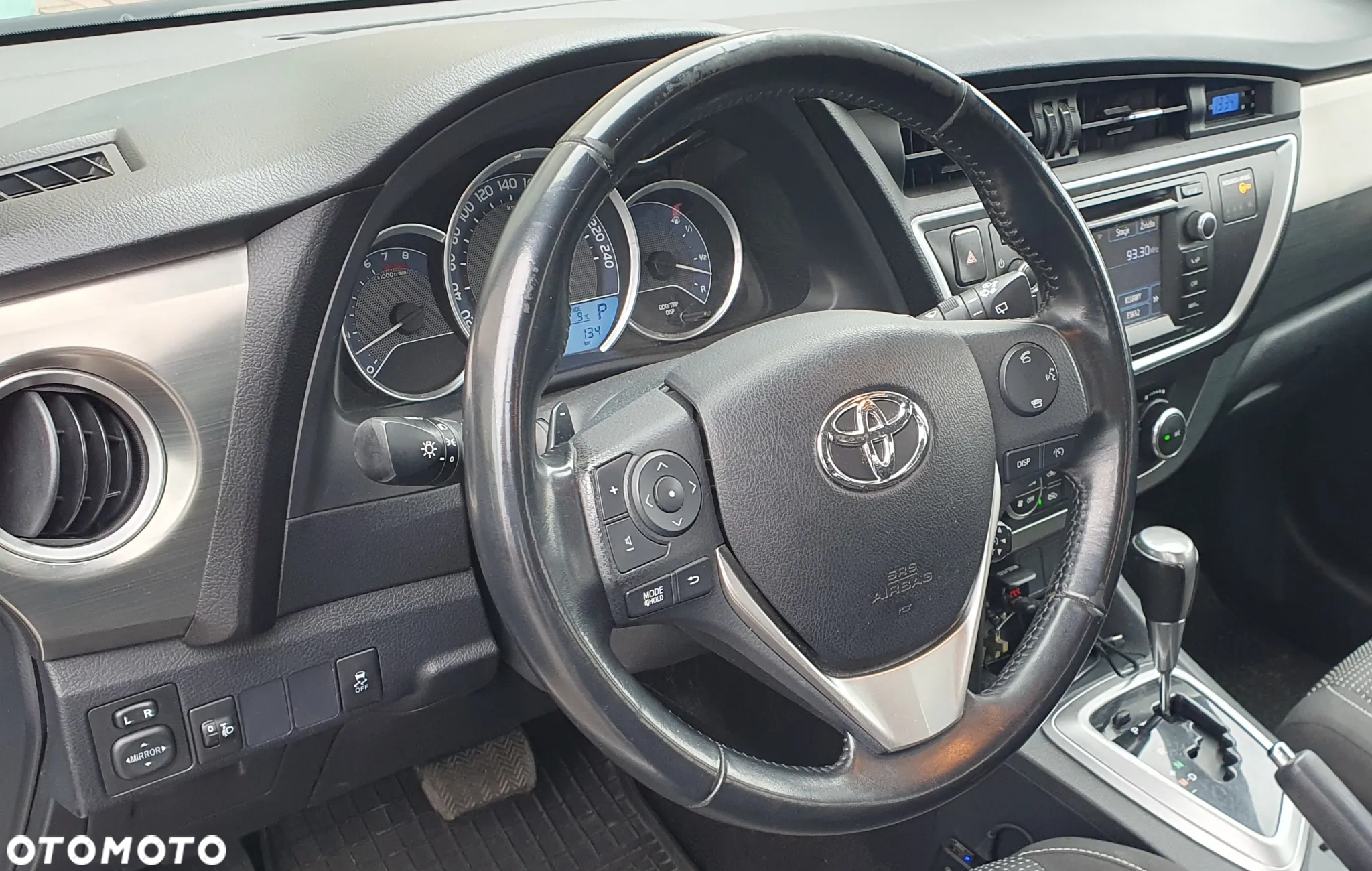 Toyota Auris 1.6 Valvematic Multidrive S Comfort - 8